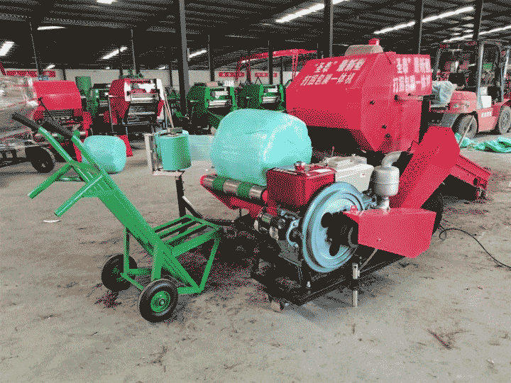 Small round baler