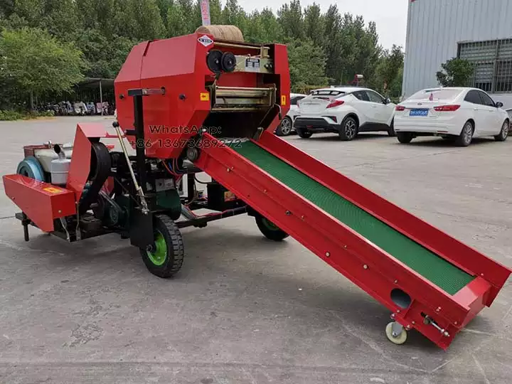 corn silage packing machine