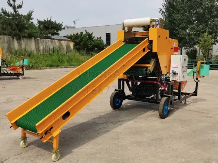 Silage round baler machine