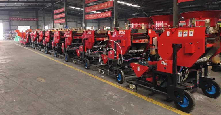 silage baler and wrapper in Taizy factory
