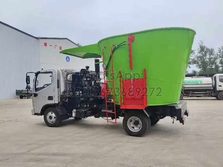 Vertical Tmr Mixer 10 Diesel-powered tmr feed mixer with truck