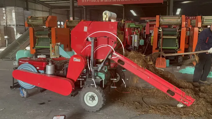 Silage bale making machine for round bales