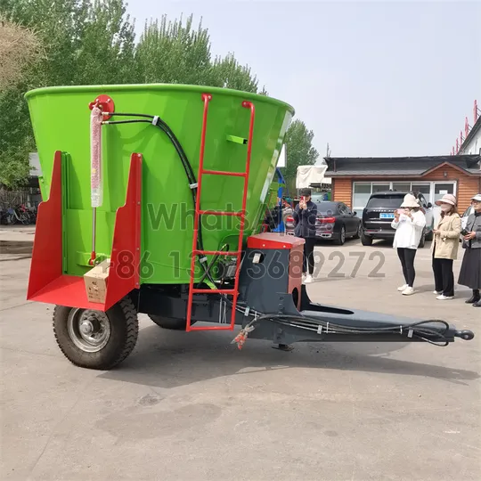 Silage feed spreader wagon factory